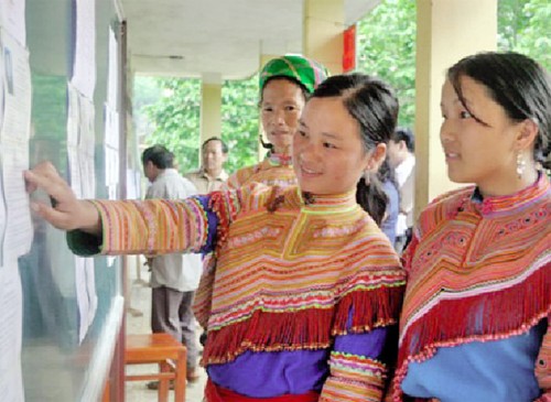 Gesetzliche Bestimmungen zur Umsetzung und Bewahrung der Menschrechte in der Verfassung 2013 - ảnh 1