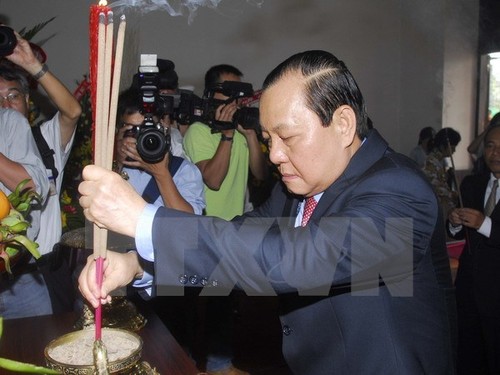 Weitere Aktivitäten zum 85. Jahrestag der Gründung der KPV - ảnh 1