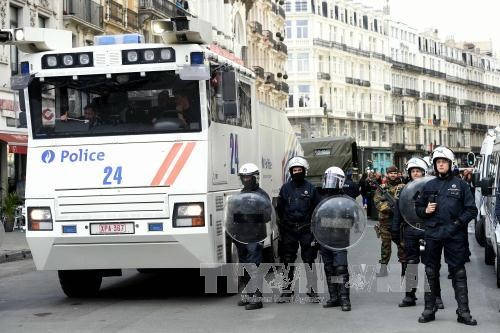 Belgien verschärft Sicherheitsvorkehrungen in Brüssel - ảnh 1