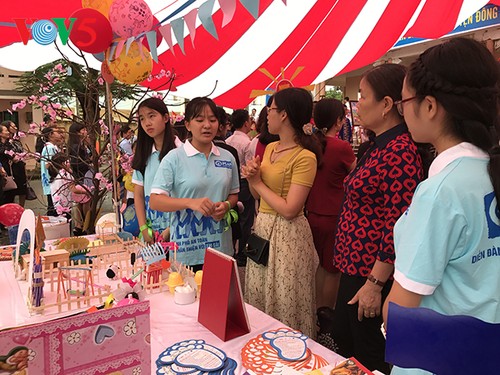 Welt-Mädchentag: Führungsrecht für Mädchen - ảnh 1