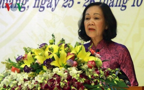 Beiträge der Senioren beim Aufbau und Schutz des Landes fortsetzen - ảnh 1