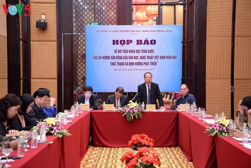 Pressekonferenz über Seminar zur “Tendenz der aktuellen vietnamesischen Literatur und Kunst” - ảnh 1