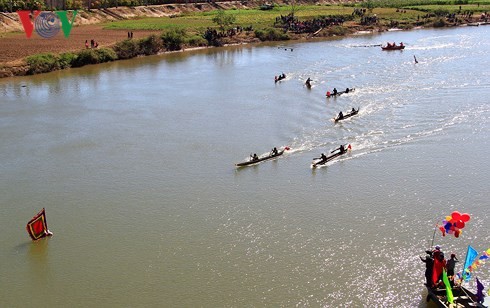 Frühlingsfestival in KonTum - ảnh 1