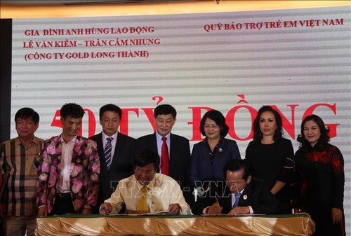 Stiftung für vietnamesische Kinder will im kommenden Jahr rund zehn Millionen Kinder versorgen - ảnh 1