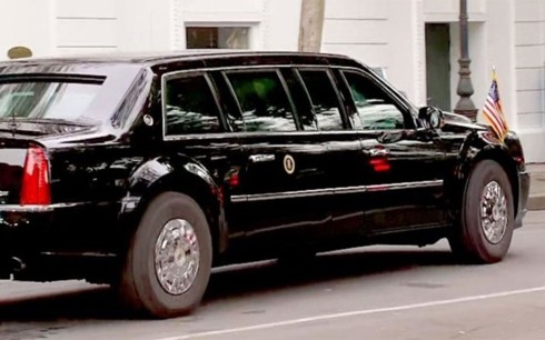 Fotos von US-Präsident Donald Trump und Nordkoreas Staatschef Kim Jong un beim Gipfeltreffen in Hanoi - ảnh 15