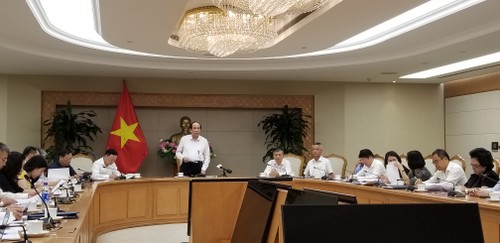 Schwierigkeiten bewältigen und Unternehmen unterstützen - ảnh 1