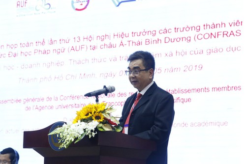 Hochschulbildung soll Fortschritte und Entwicklung der Gesellschaft fördern - ảnh 1