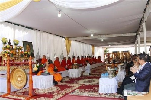 Ausstellung über “Staatspräsident Souphanouvong- Ein enger Freund Vietnams” - ảnh 1