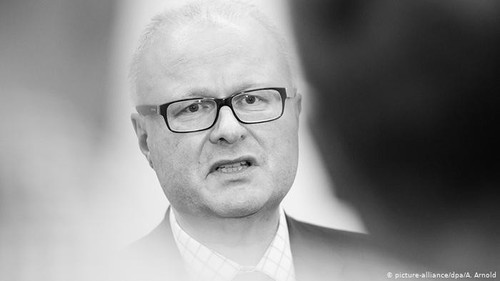 Hessischer Finanzminister bringt sich selbst um - ảnh 1