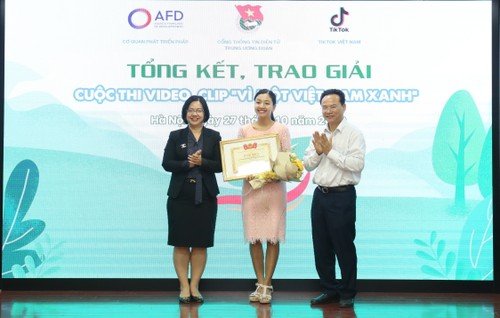 Preisverleihung des Wettbewerbs von Videoclips “Für ein grünes Vietnam” - ảnh 1