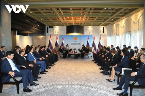 Staatspräsident Nguyen Xuan Phuc trifft den thailändischen Parlamentspräsidenten - ảnh 1