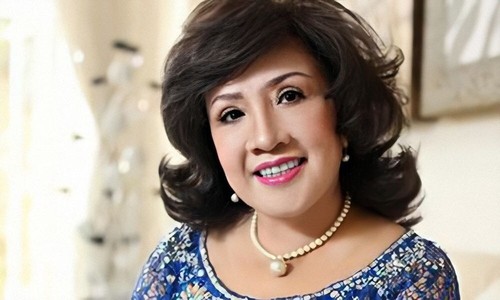 Vorstellung der in Vietnam bekannten Cai Luong-Sängerin Le Thuy  - ảnh 1