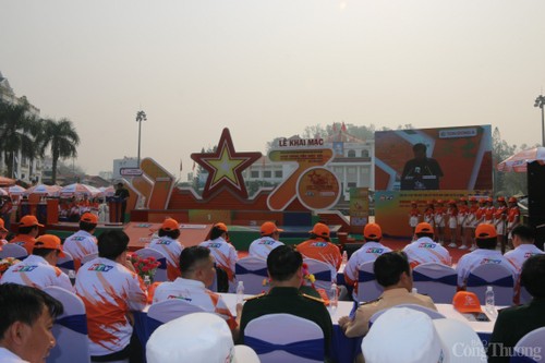 Start des Radrennens um Pokal von Ho Chi Minh Stadt-Fernsehsender - ảnh 1