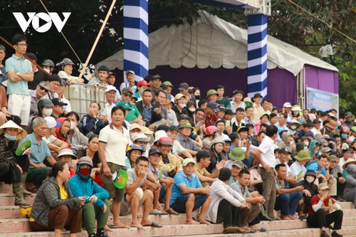 Nationale Meisterschaft im Bootsrennen 2024 in Quang Binh - ảnh 1