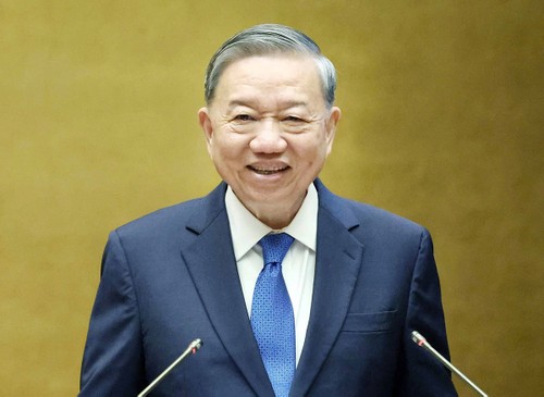 ມະຕິຍຸດທະສາດ 4 ສະບັບເພື່ອໃຫ້ ຫວຽດນາມ ບຸກບືນ - ảnh 1