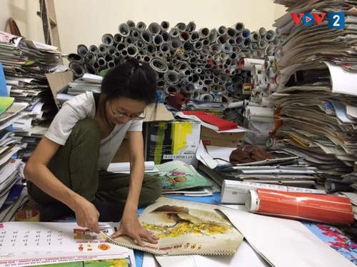 ຫັນ​ເຈ້ຍ​ເສດ​ເຫຼືອ​ເປັນ​ປຶ້ມ​ທີ່​ມີ​ປະ​ໂຫຍດ - ảnh 1