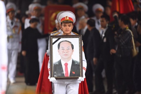 각국지도자, 국제기구들,   당과 국가 지도자, 국민, Tran Dai Quang국가주석 가족에게 조장  및 조전 보내 - ảnh 1