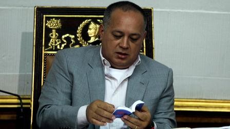 Gobierno venezolano retrasa toma de posesión de presidente Hugo Chávez - ảnh 1