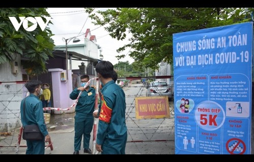 Continúa la ofensiva final en las provincias de Bac Giang y Bac Ninh  - ảnh 1