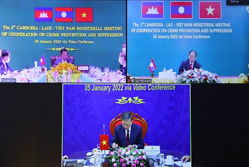 Vietnam, Laos y Camboya fortalecen la cooperación en la defensa - ảnh 1