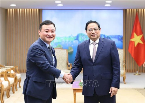 Primer ministro de Vietnam recibe al director general de Samsung - ảnh 1