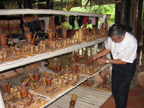 Descubrir el museo cultural Muong en Hoa Binh - ảnh 5