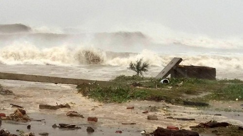 Doksuri a frappé les côtes vietnamiennes - ảnh 1