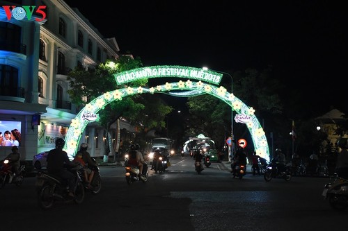 Huê-la ville festivalière  - ảnh 2