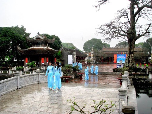 Le temple de la littérature de Mao Diên - ảnh 1