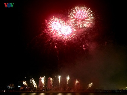 Clôture du Festival international de feux d’artifice de Da Nang 2019 - ảnh 1