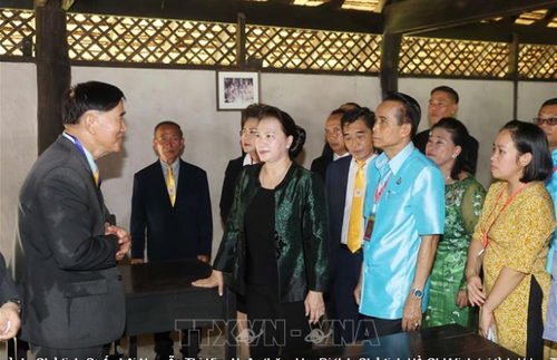 Nguyên Thi Kim Ngân en déplacement dans la province d’Udon Thani, en Thaïlande - ảnh 1