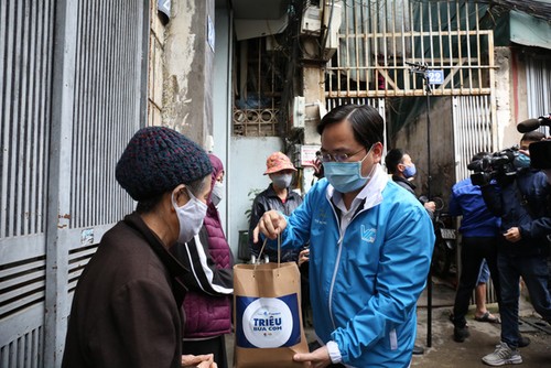 “Un million de repas” à destination des personnes vulnérables du Covid-19 - ảnh 1