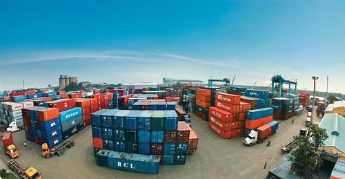 Exportation: le Vietnam enregistre un excédent de 1,9 milliard de dollars en cinq mois - ảnh 1