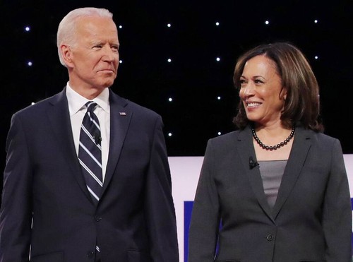 Biden et Harris promettent de «reconstruire» l’Amérique - ảnh 1