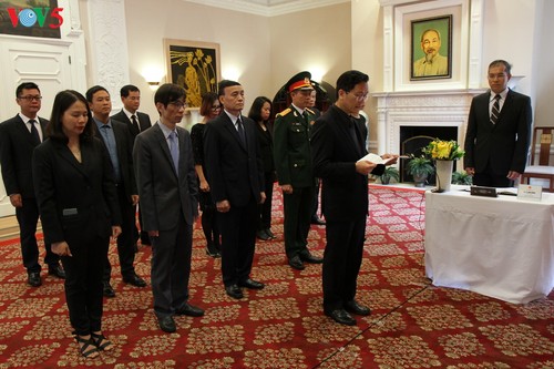 Cérémonie d’hommage à l’ancien secrétaire général Lê Kha Phiêu à Washington - ảnh 1