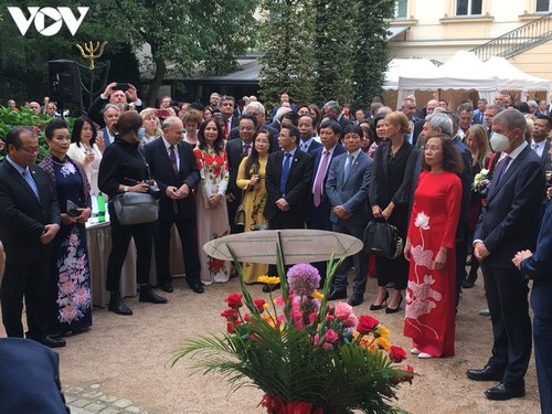 La Fête nationale vietnamienne célébrée à l’étranger - ảnh 1