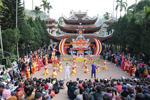 Les fêtes printanières - ảnh 3