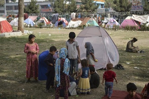 Afghanistan: un million d'enfants risquent de mourir de faim d’ici à la fin de l'année (PAM) - ảnh 1