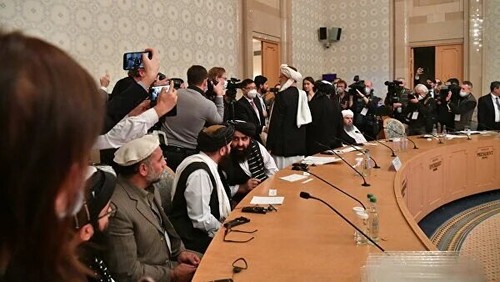 Afghanistan: la Russie, la Chine, et l’Iran appellent à travailler avec les talibans pour maintenir la stabilité régionale - ảnh 1