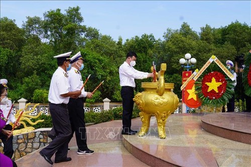 60e anniversaire de la piste maritime Hô Chi Minh - ảnh 1