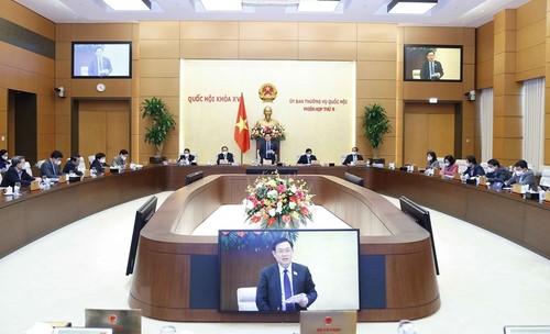 Clôture de la huitième session du Comité permanent de l'Assemblée nationale - ảnh 1