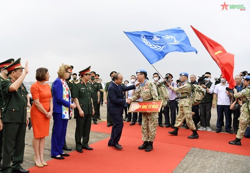 Le Vietnam, gardien de la paix mondiale - ảnh 1