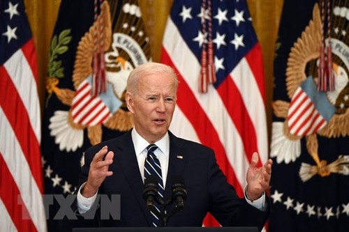 États-Unis: Biden félicite McCarthy et l'appelle à «gouverner de manière responsable» - ảnh 1