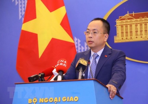 Le Vietnam suit de près la situation au Soudan et protègera ses ressortissants en cas de nécessité - ảnh 1