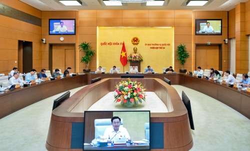 Clôture de la 24e session du comité permanent de l’Assemblée nationale - ảnh 1