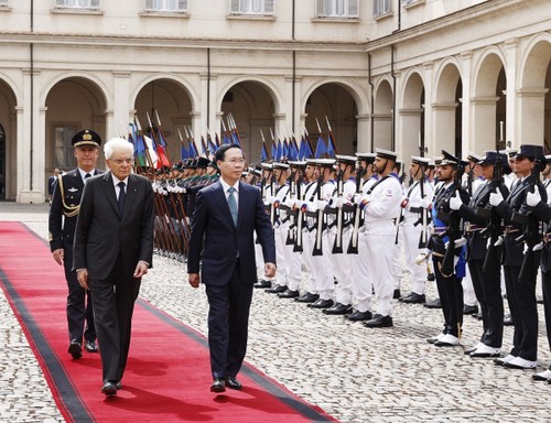 Le président Vo Van Thuong est rentré à Hanoï - ảnh 1