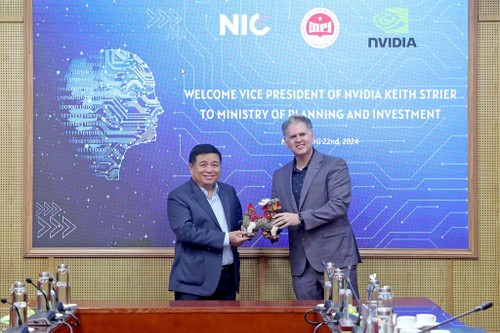 Coopération entre le Vietnam et NVIDIA dans les semi-conducteurs et l'IA - ảnh 1