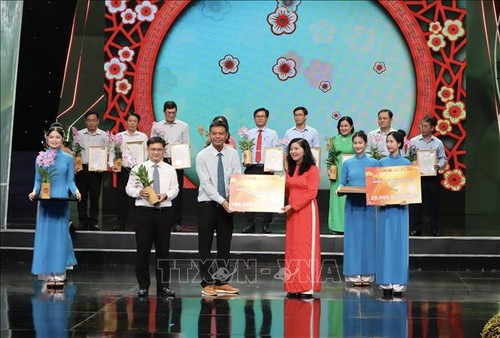 350.000 dollars pour un Têt solidaire à Hô Chi Minh-ville - ảnh 1