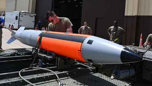 Les États-Unis redéploient des armes nucléaires au Royaume-Uni - ảnh 1