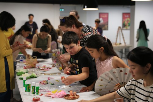 Le festival Bonjour Vietnam, un Vietnam vivant au cœur de Paris - ảnh 2